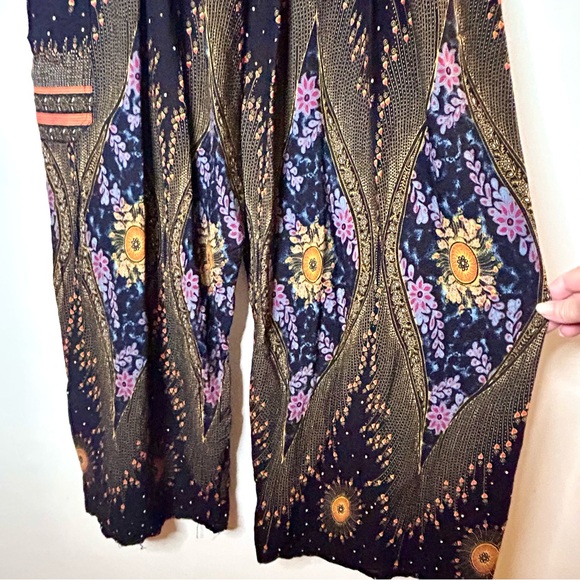 Boho Print Wide Leg Harem Pants Cargo Pocket Purple Gold Red on Black Elastic 1X - Picture 10 of 13
